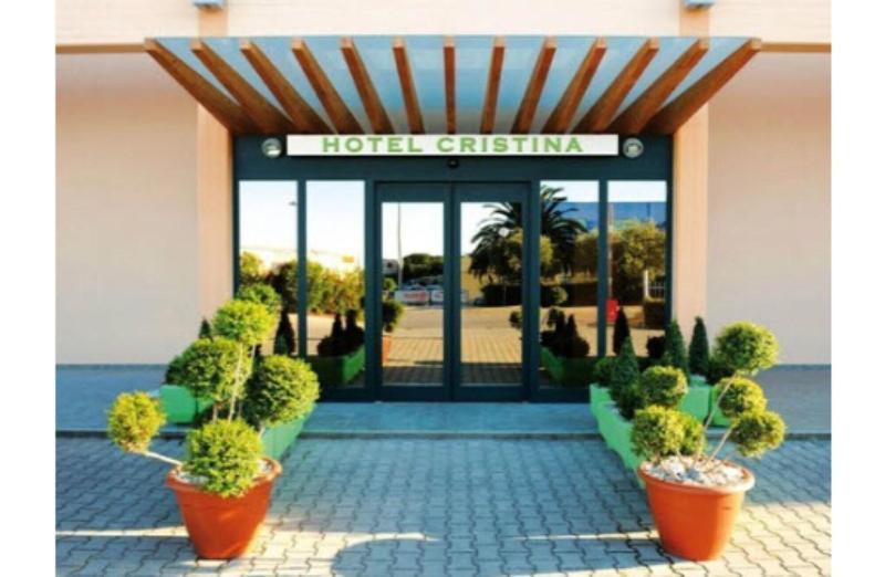 רוקה סן ג'ובאני Hotel Cristina מראה חיצוני תמונה