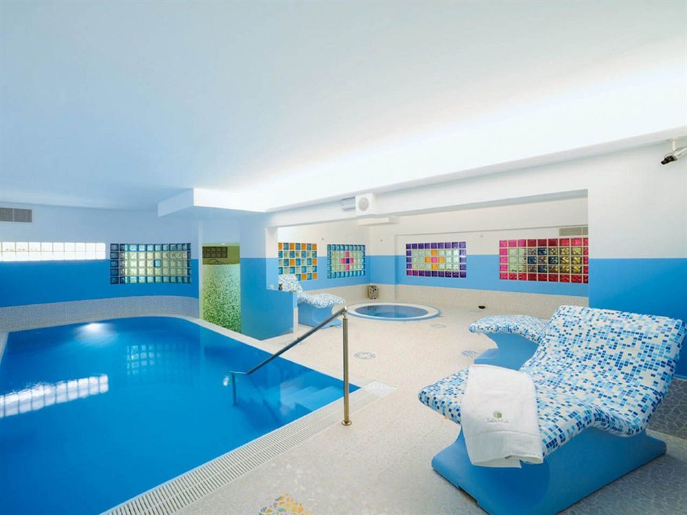 רוקה סן ג'ובאני Hotel Cristina מראה חיצוני תמונה